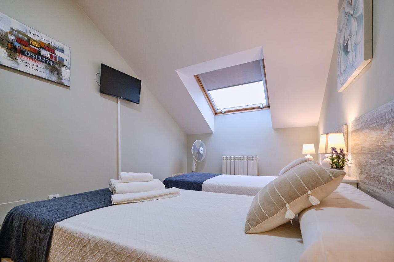 Peregrina Pension 2 Педрусо Экстерьер фото