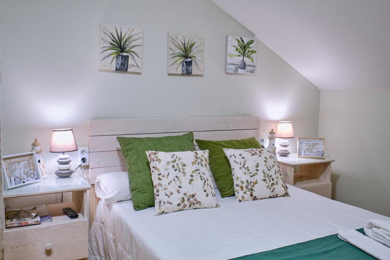 Peregrina Pension 2 Педрусо Экстерьер фото